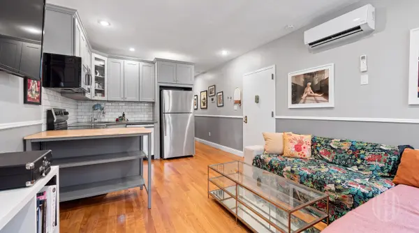 457 Lafayette Ave #1, Brooklyn, NY 11205