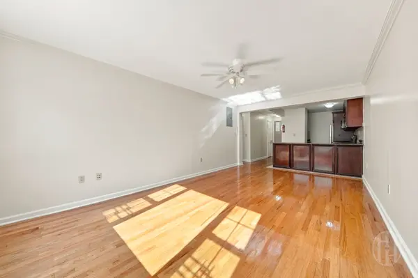 88-25 153rd St #1B, Jamaica, NY 11432