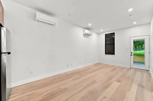 297 3rd Ave #1, Brooklyn, NY 11215
