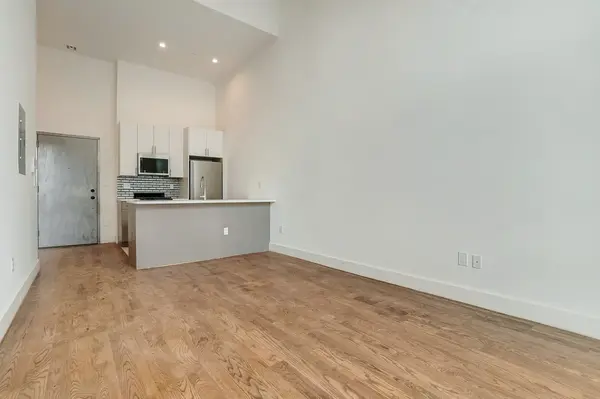 149 W 9th St #3A, Brooklyn, NY 11231