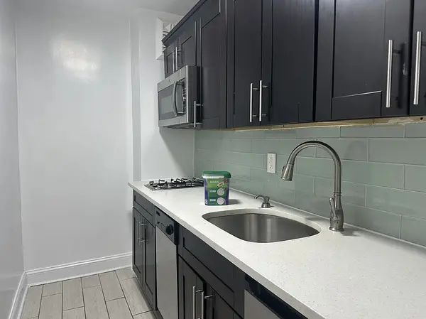 86-11 Whitney Ave #3O, Elmhurst, NY 11373