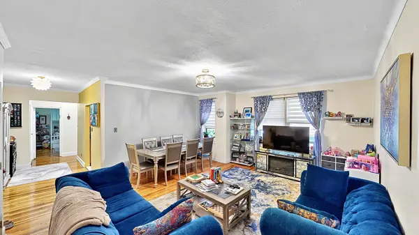 915 E 17th St #117, Brooklyn, NY 11230