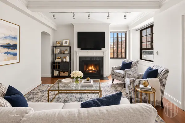 211 E 35th St #8E, New York, NY 10016