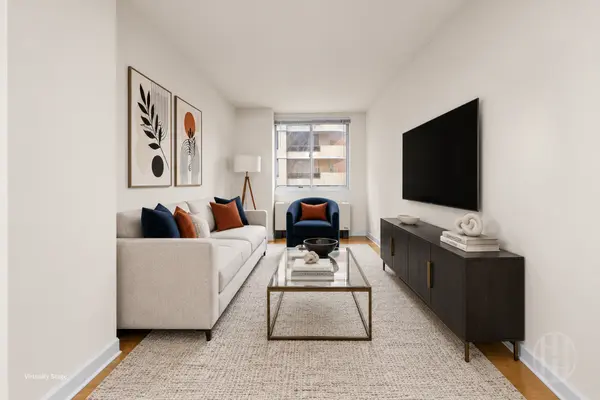 308 E 38th St #6F, New York, NY 10016