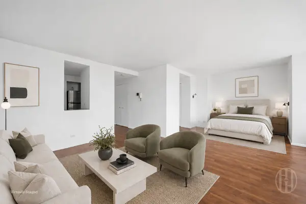 160 W 66th St #24C, New York, NY 10023