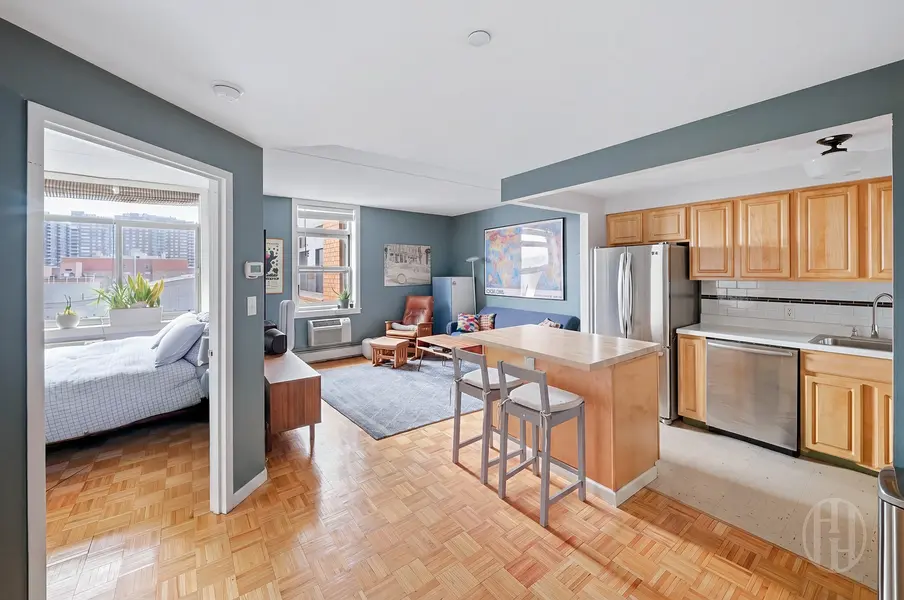 102 Bradhurst Ave #906, New York, NY 10039