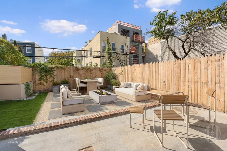 216 20th St #1B, Brooklyn, NY 11232-1341