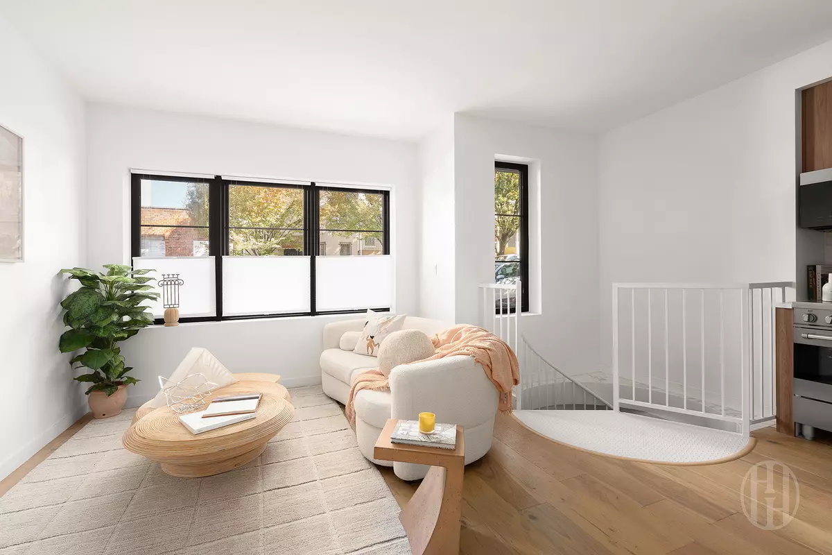 Brooklyn, NY 11232-1341,216 20th St #1A