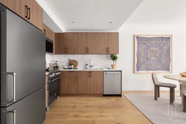 Brooklyn, NY 11232-1341,216 20th St #1B