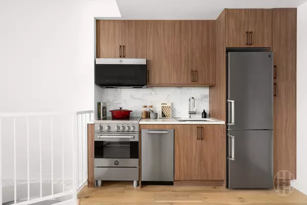 Brooklyn, NY 11232-1341,216 20th St #1A