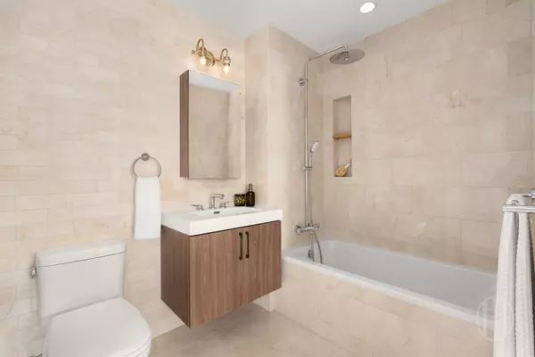 Brooklyn, NY 11232-1341,216 20th St #1A