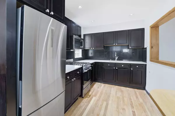 Middle Village, NY 11379,79-34 68th Ave #2