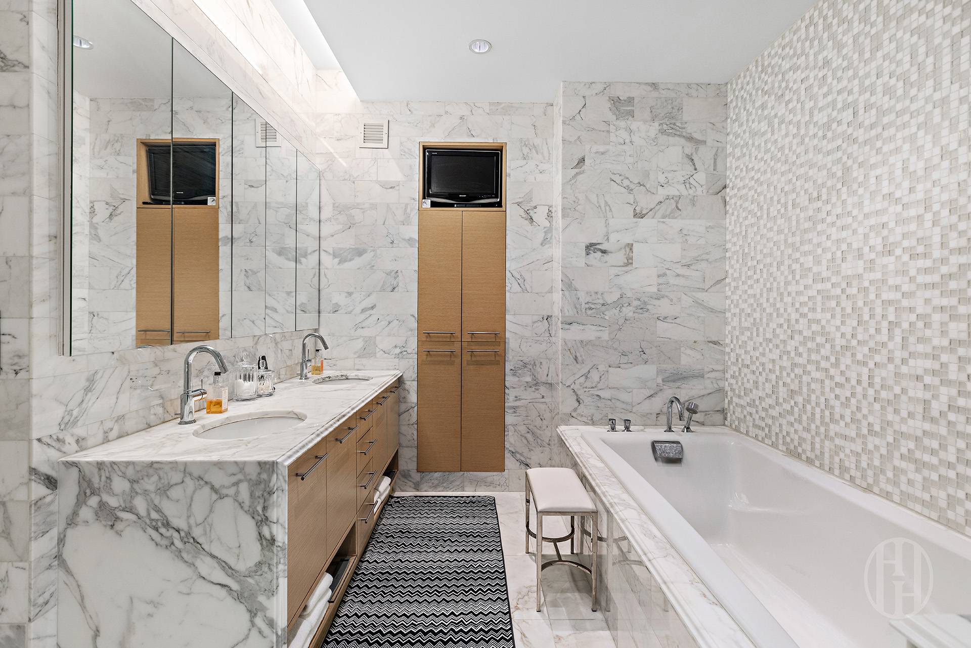 310 East 53rd Street 16C Turtle Bay New York NY 10022