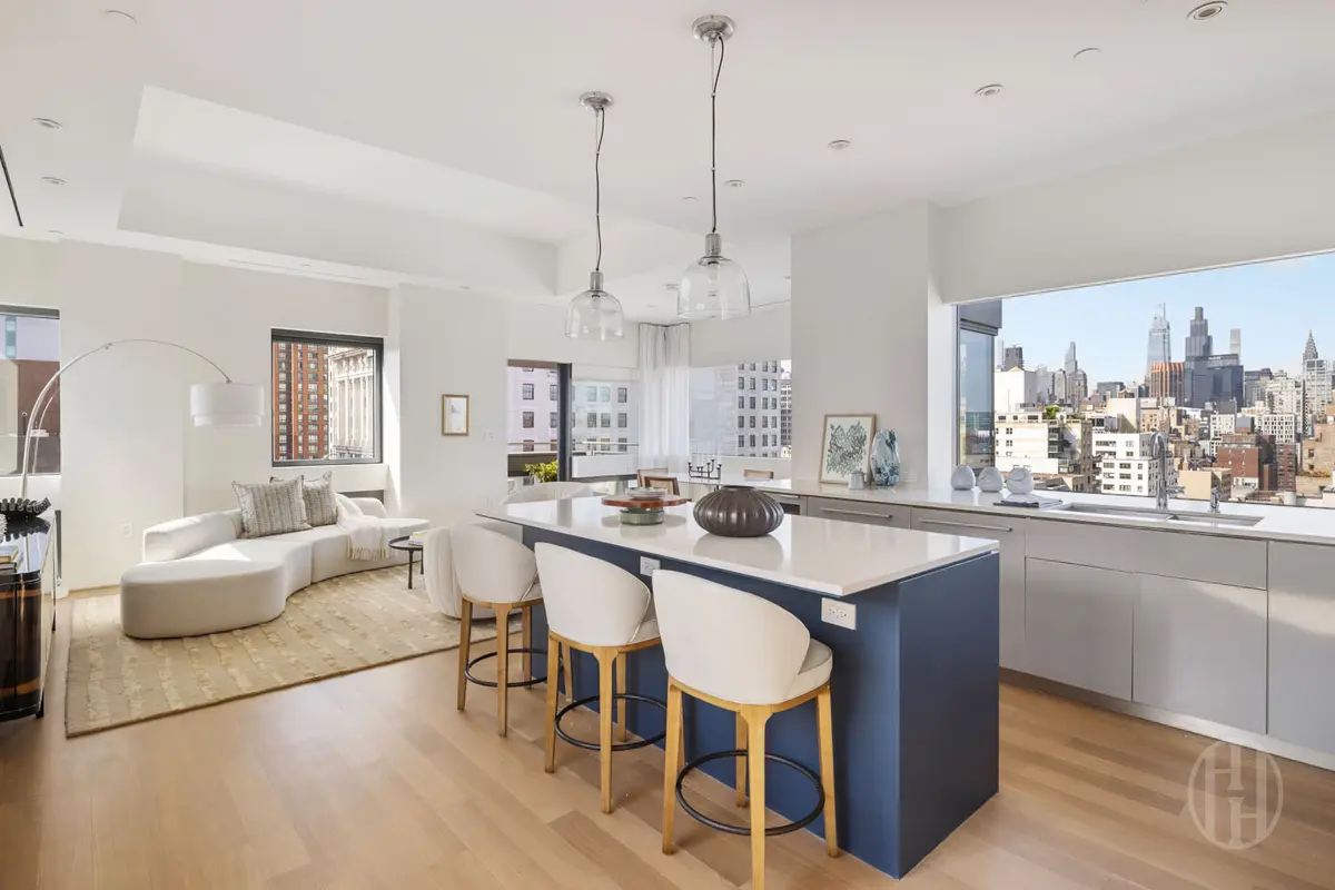 123 3rd Ave #PH17, New York, NY 10003