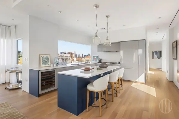 123 3rd Ave #PH17, New York, NY 10003