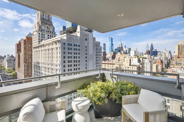 123 3rd Ave #PH17, New York, NY 10003