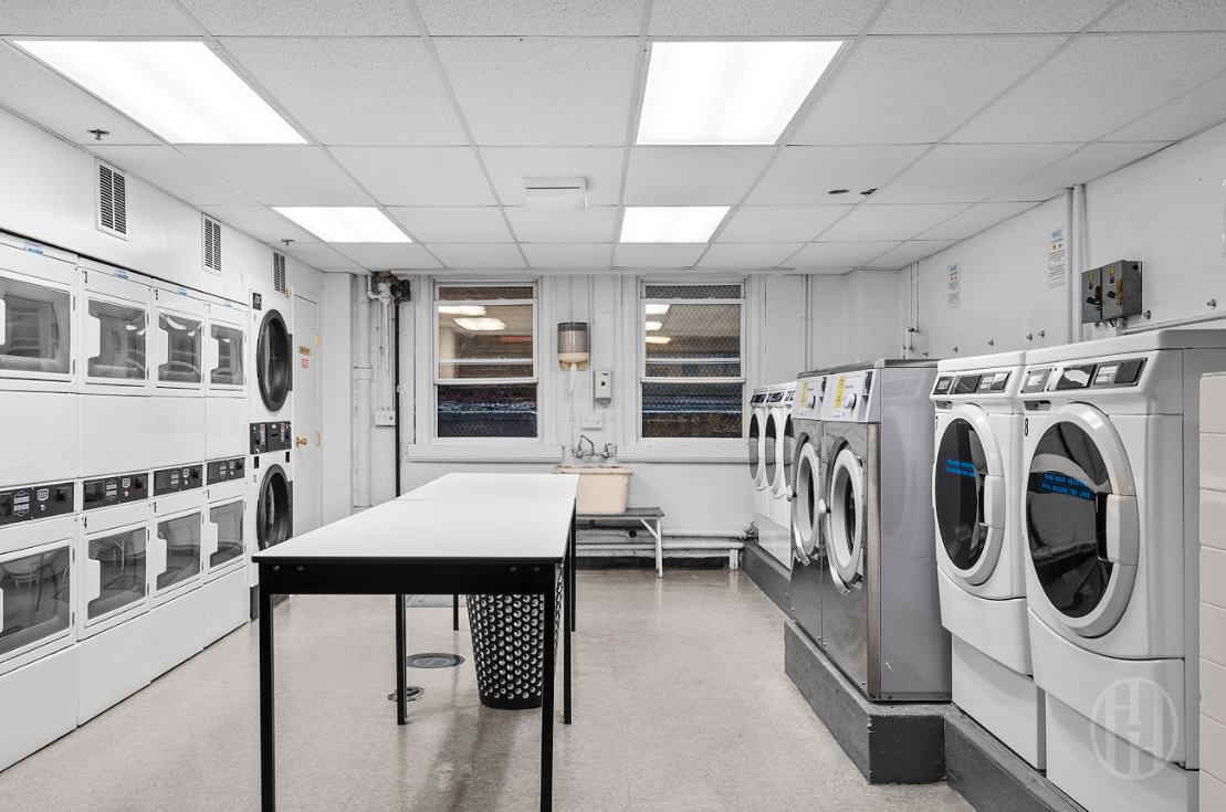 321 East 43rd Street 815 Turtle Bay New York NY 10017