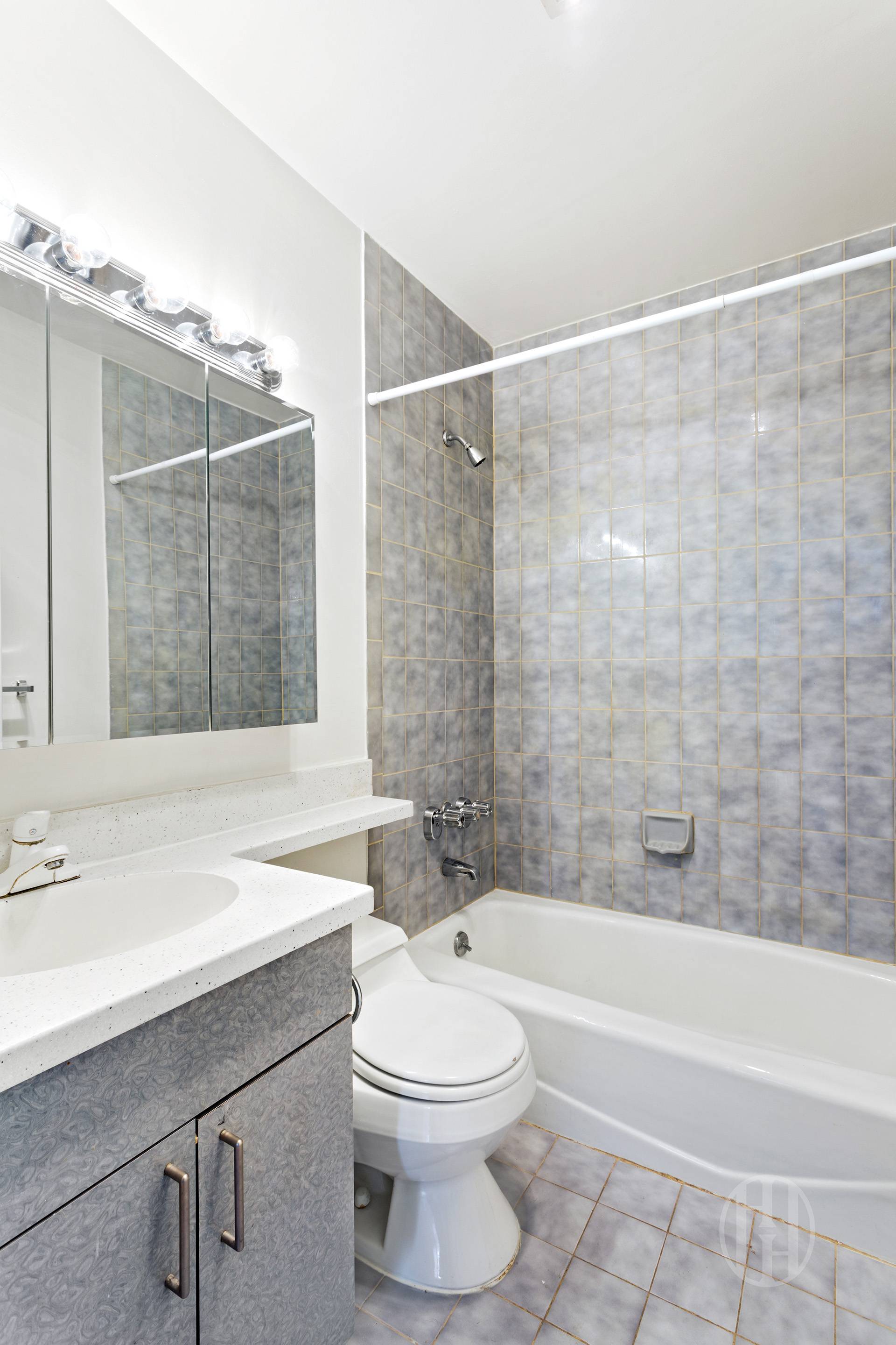 300 East 95th Street 6A Upper East Side New York NY 10128