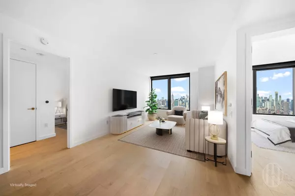 Long Island City, NY 11101,3 Court Sq #5601