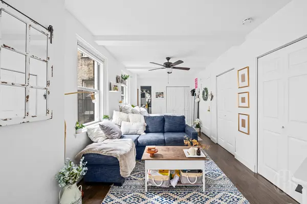 321 E 43rd St #815, New York, NY 10017