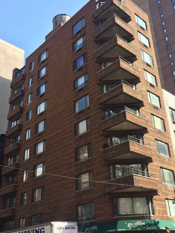 300 E 95th St #6A, New York, NY 10128