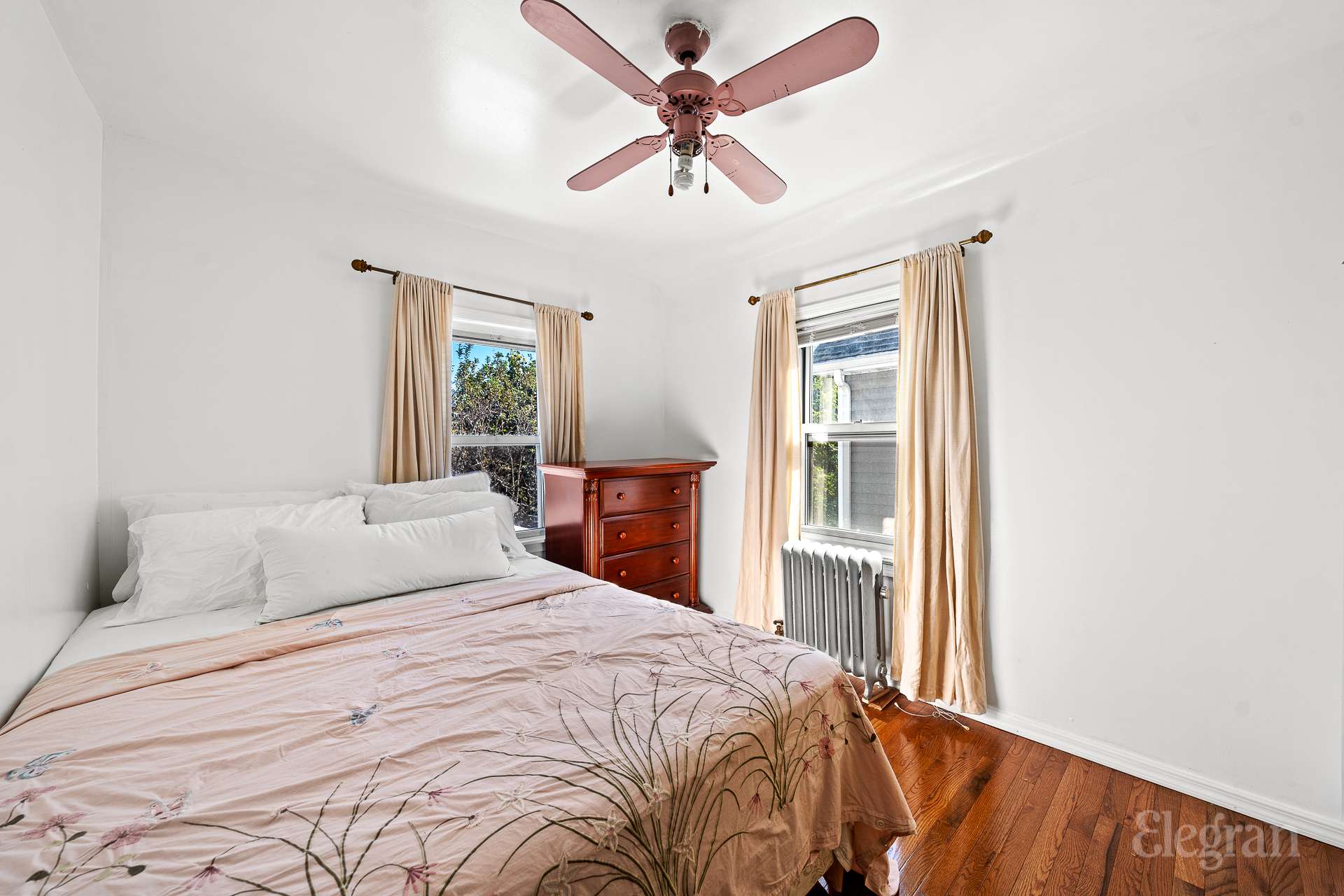 412 Leland Avenue Clason Point Bronx NY 10473