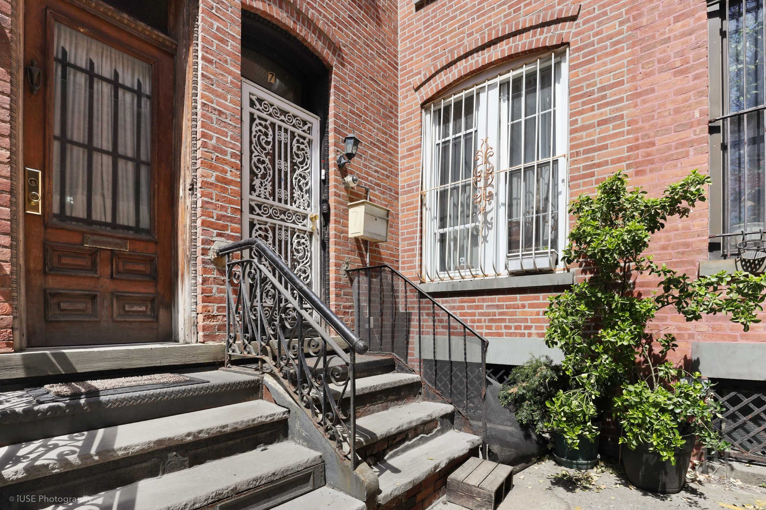 7 Sylvan Court 1TH East Harlem New York NY 10035