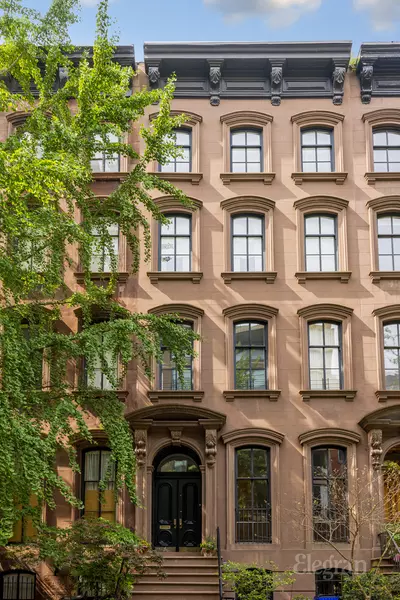 40 W 12th St #1, New York, NY 10011-8693