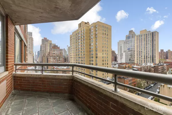 New York, NY 10028-6268,401 E 84th St #10d