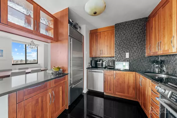 New York, NY 10016,250 E 40th Street #47-C