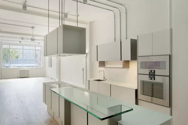New York, NY 10003-9500,718 Broadway #2B