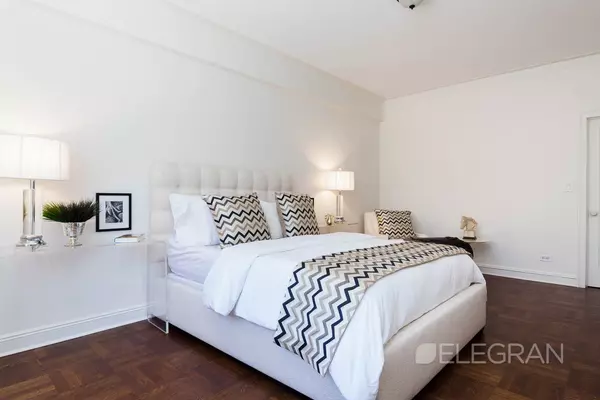 New York, NY 10023,25 CENTRAL Park W #2N