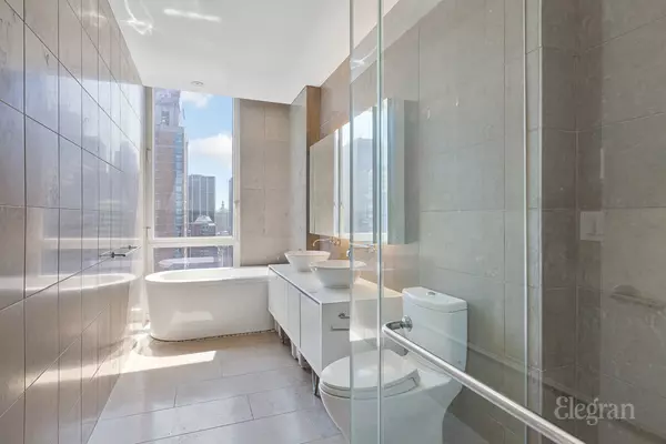 New York, NY 10036,247 W 46th Street #3904