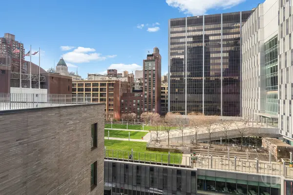 555 W 59th St #11F, New York, NY 10019