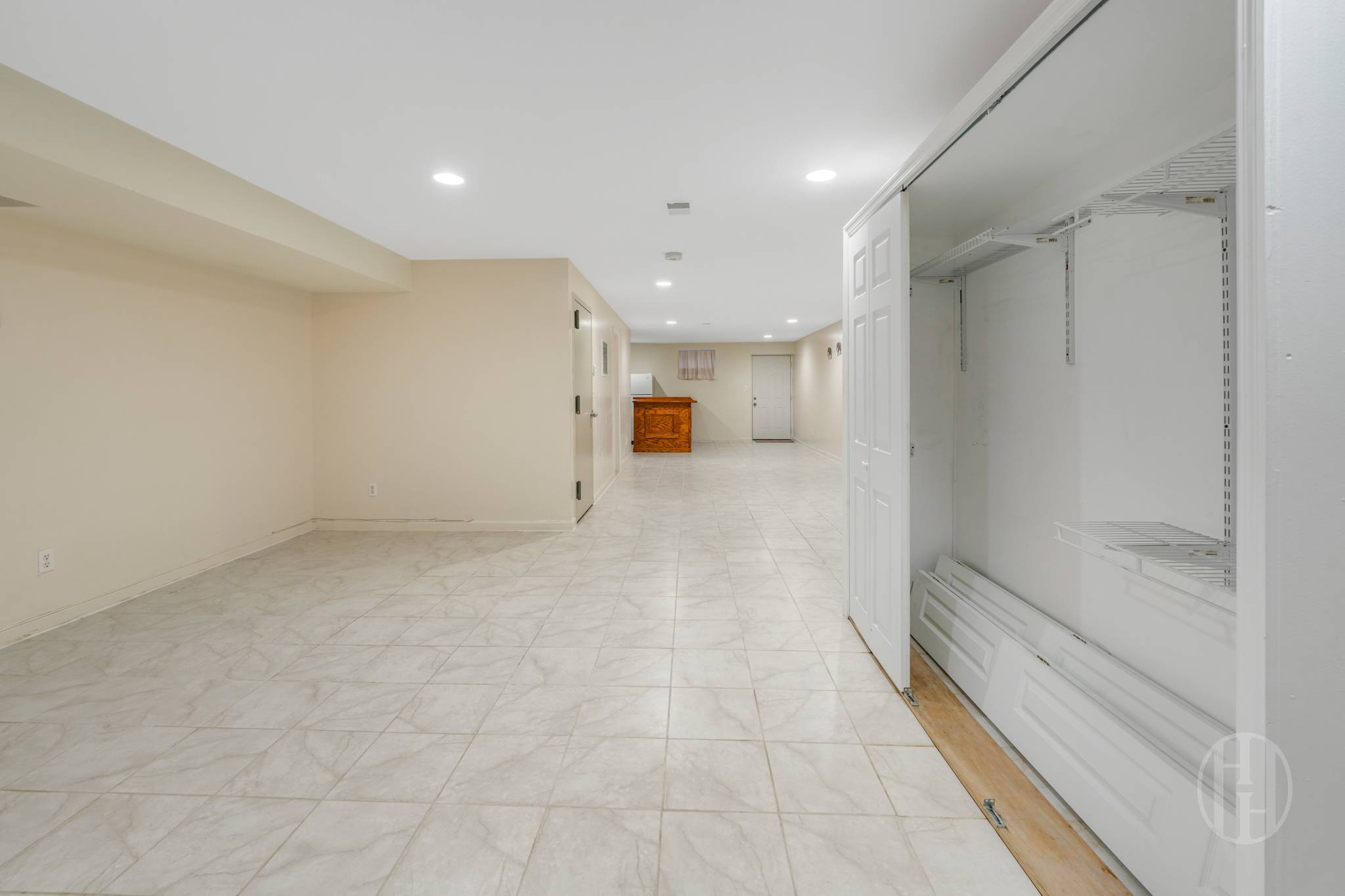 88-10 70th Road 1 Forest Hills Queens NY 11375