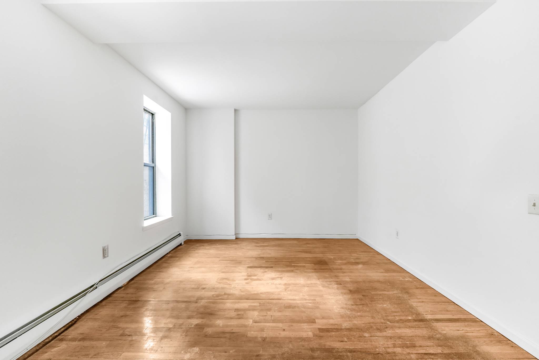 472 Bainbridge Street 1B Stuyvesant Heights Brooklyn NY 11233