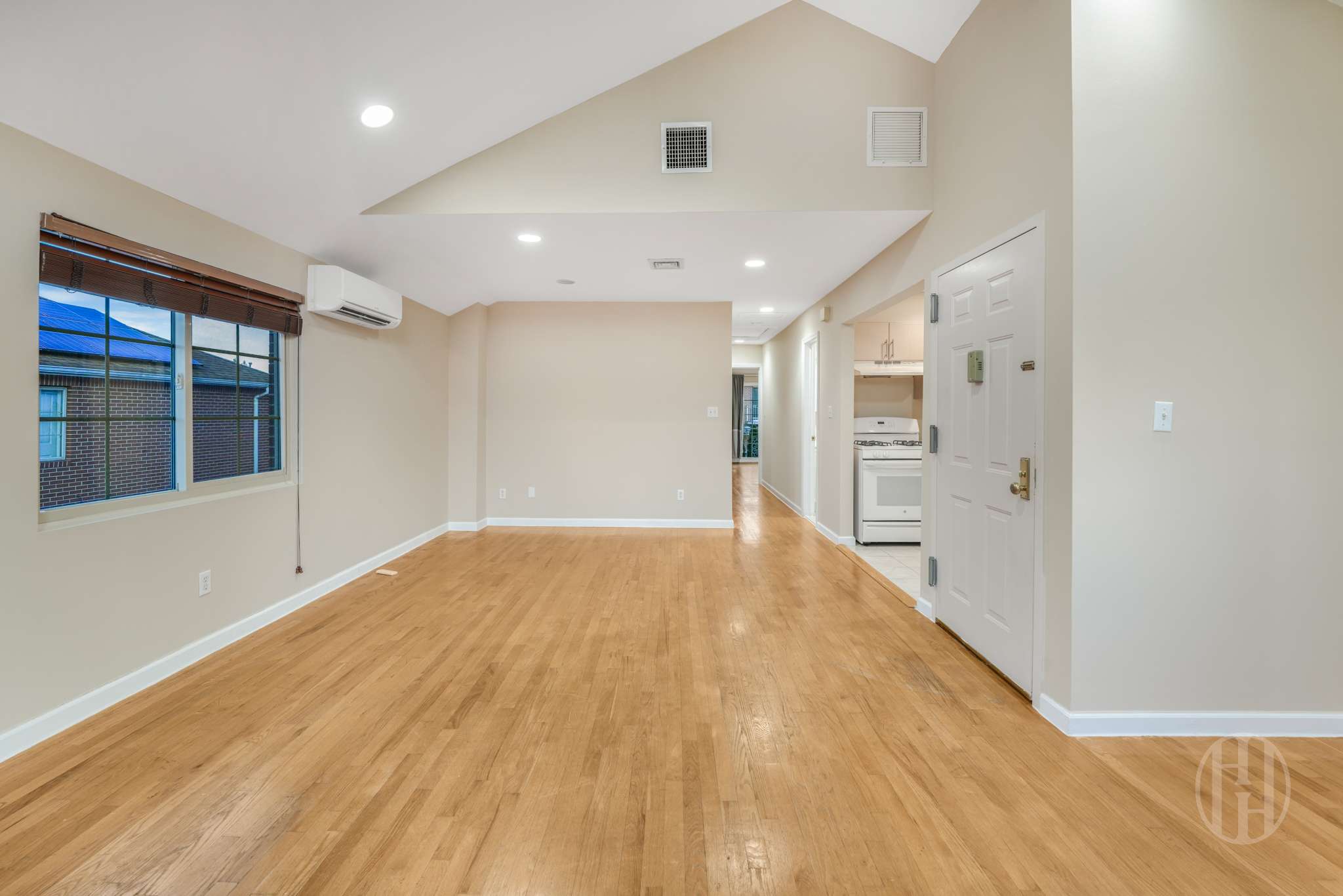 88 -10 70th Rd UNIT&nbsp;TOWNHOUSE, Queens, NY, 11375