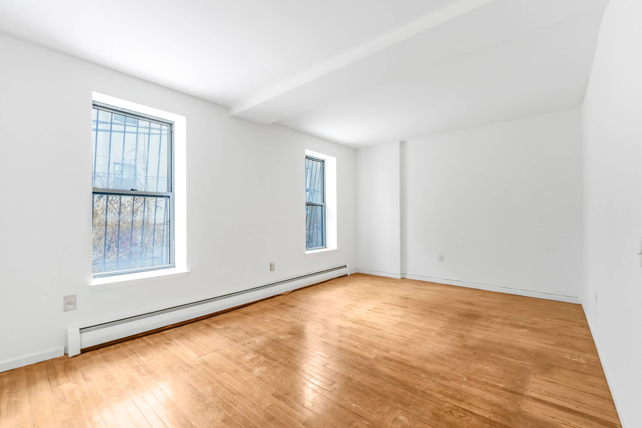 472 Bainbridge Street 1B Stuyvesant Heights Brooklyn NY 11233