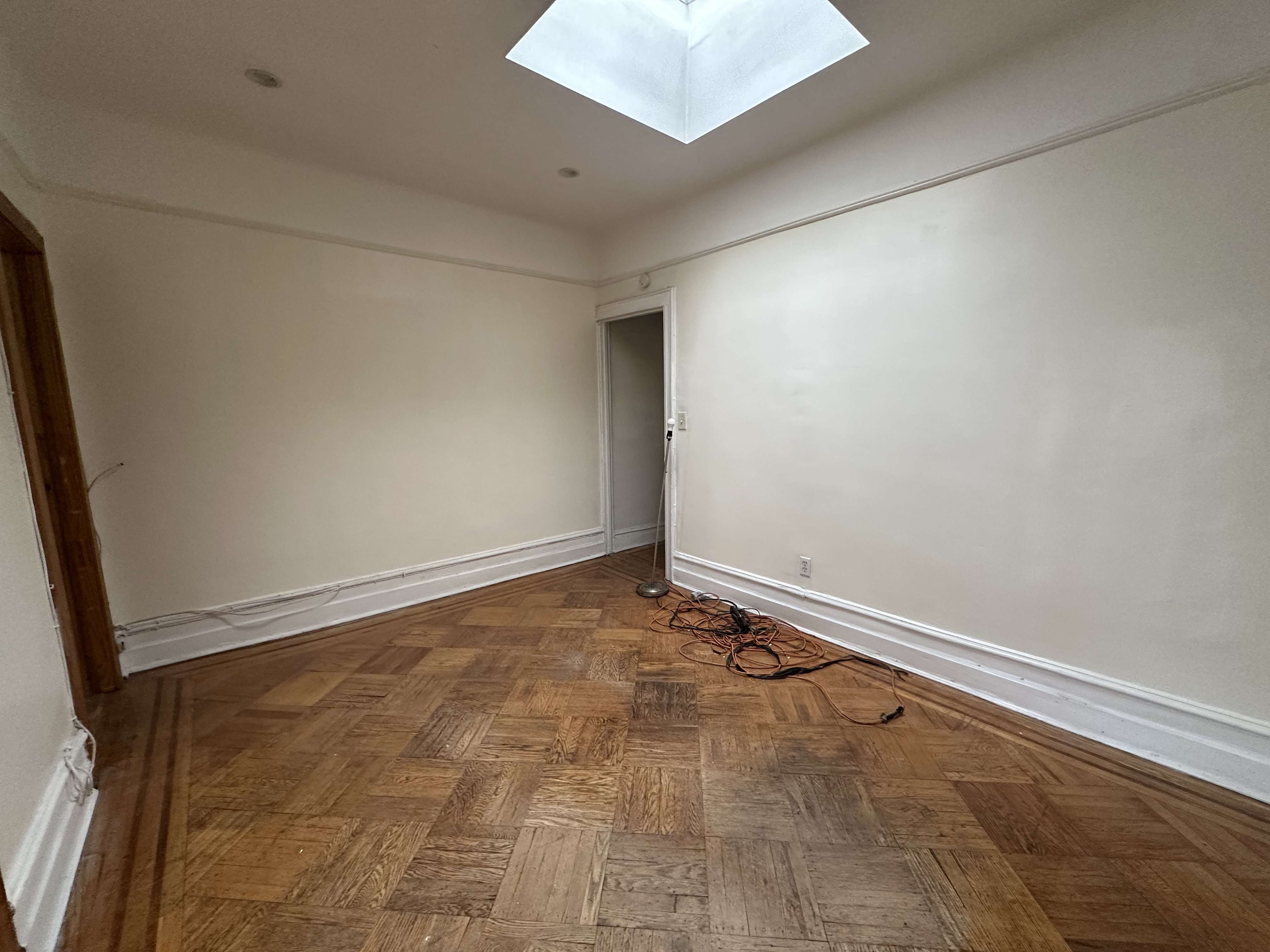 28-18 41st Avenue 2R Long Island City Queens NY 11103