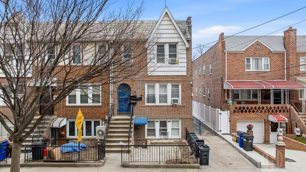 1707 E 34th St, Brooklyn, NY 11234