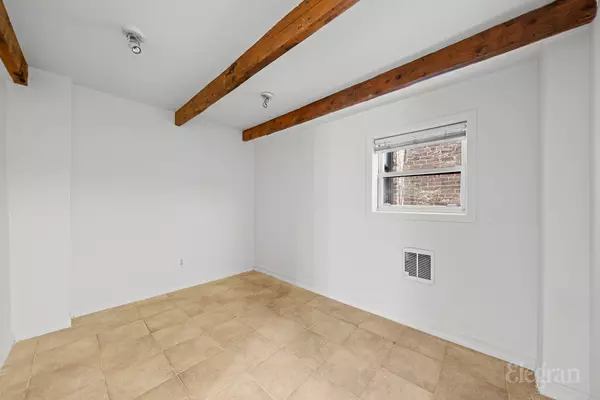 New York, NY 10032,18 Sylvan Ter #1