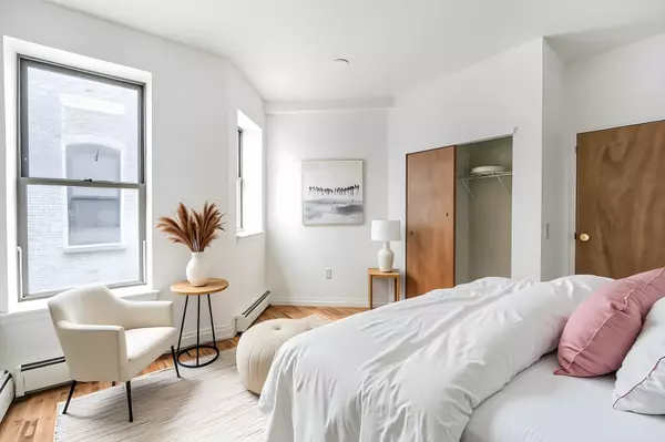 Brooklyn, NY 11233,472 Bainbridge St #1B