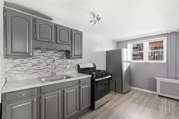 Brooklyn, NY 11234,1318 E 58th St #1