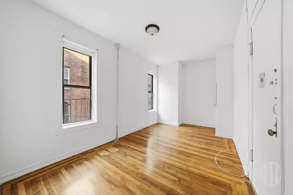 Brooklyn, NY 11226,29 E 17th St #320
