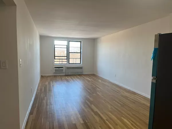 Brooklyn, NY 11230,925 E 14th St #7B