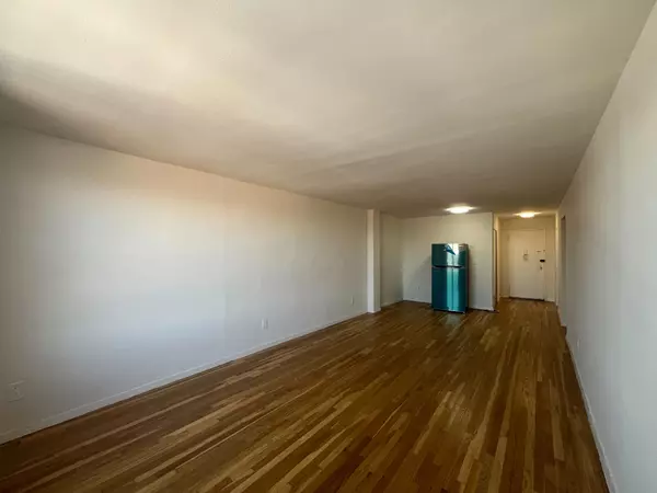 Brooklyn, NY 11230,925 E 14th St #7B