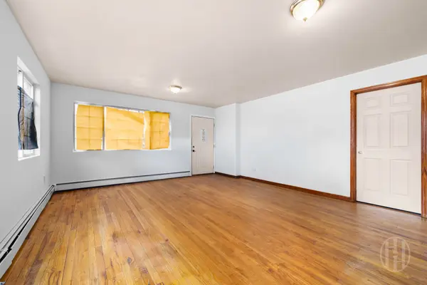 109-32 156th St, Jamaica, NY 11433