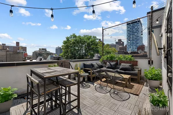 118 Suffolk St #5B, New York, NY 10002