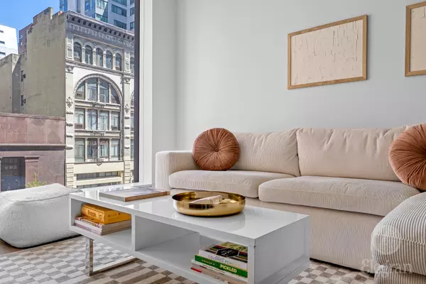 150 E 23rd St #4-C, New York, NY 10010