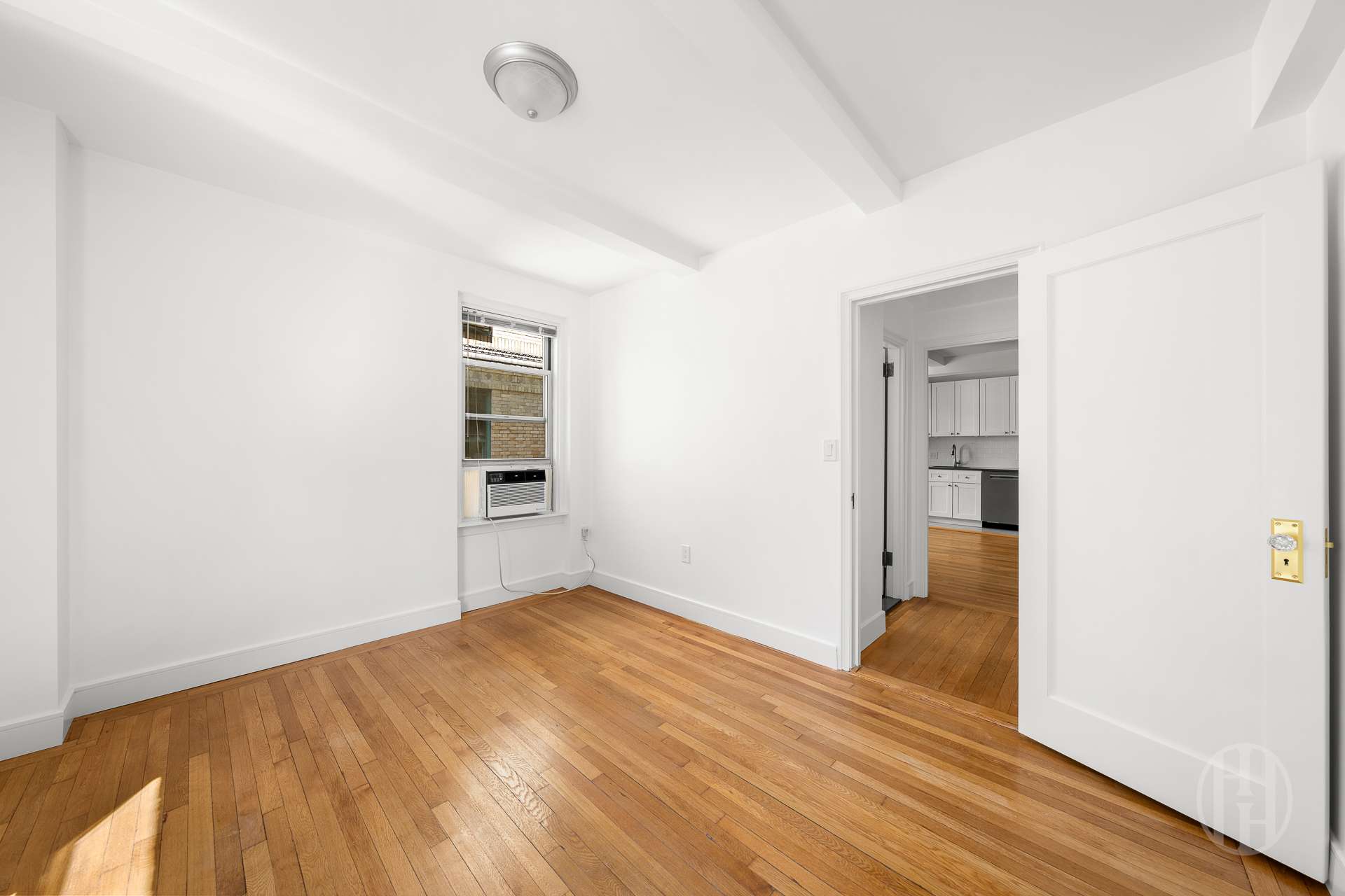 325 West 45th Street 807 Clinton New York NY 10036